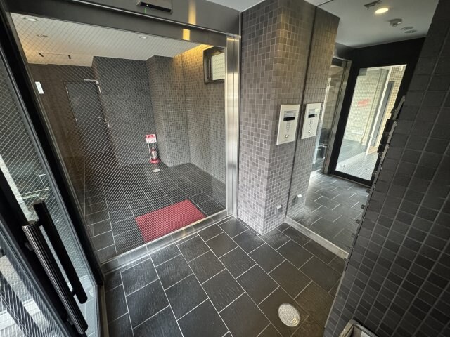 プリエール新大阪サウスの物件外観写真