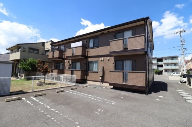 ウィルモアの物件外観写真