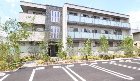 ガーデンズ ヒモリの物件外観写真