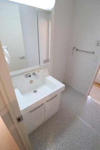 メゾン　エミグラント　A棟の物件内観写真