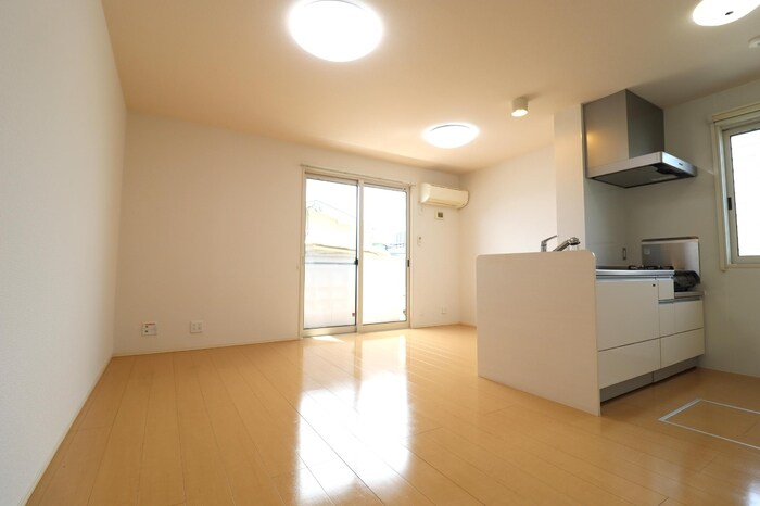 メゾン　エミグラント　A棟の物件内観写真