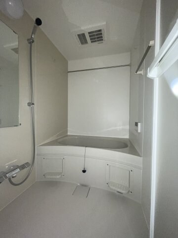 REGALEST TSUBAKI（レガリスト ツバキ）の物件内観写真