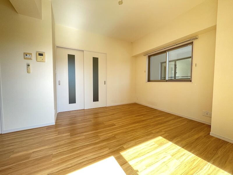 アーバン富田町の物件内観写真