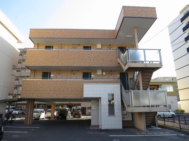 クルーズインの物件外観写真