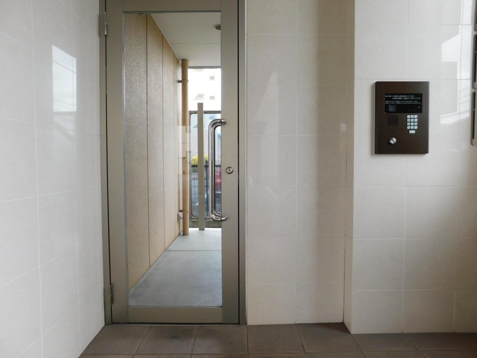 クルーズインの物件外観写真