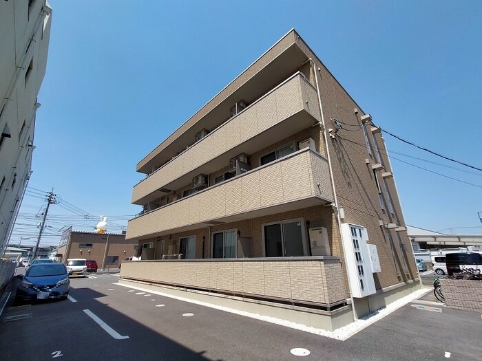 Ｄｅａｒ　Ｃｏｕｒｔ　Ｔ・Ｋの物件外観写真