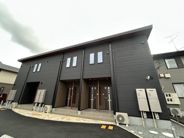 コンテルミナスの物件外観写真