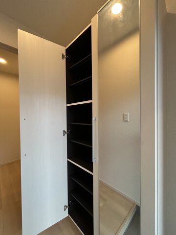 コンテルミナスの物件内観写真