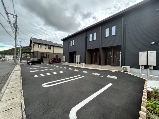 コンテルミナスの物件外観写真