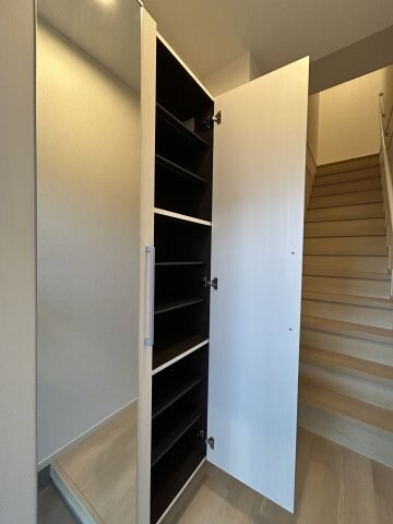 コンテルミナスの物件内観写真