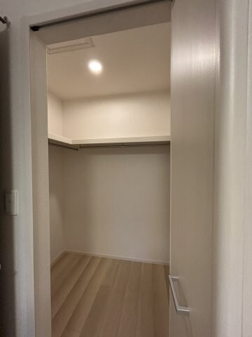 コンテルミナスの物件内観写真