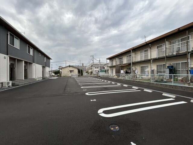 マーメゾン新福の物件外観写真