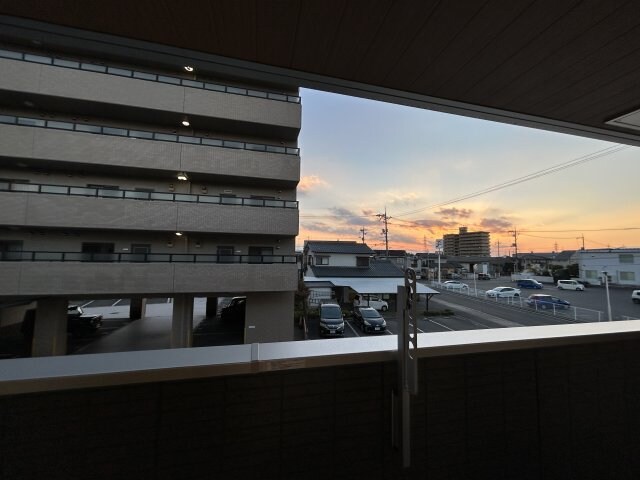 Ｔｉａｒｅ　Ｍａｎｂａｉの物件内観写真