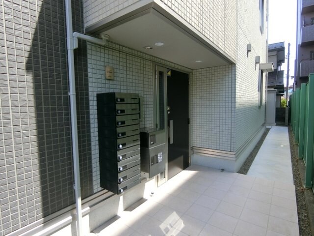 Ｄ－ｒｏｏｍアリビオ泉崎の物件外観写真