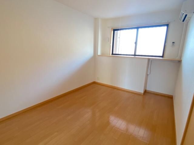 グランディール泰英２号館の物件内観写真