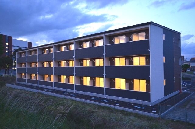 アヴァンセ高砂Ⅱの物件外観写真