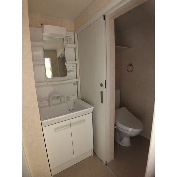 泉中央駅 徒歩5分 2階の物件内観写真