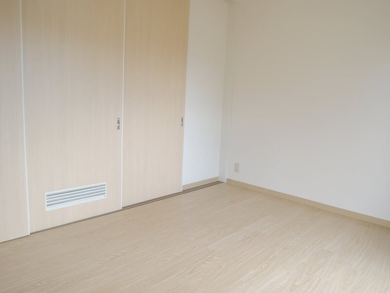 イーグルハイツ錦町の物件内観写真