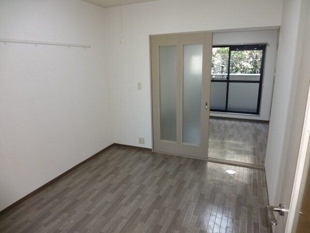 クレストール市名坂の物件内観写真