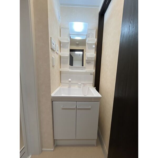 泉中央駅 徒歩5分 2階の物件内観写真