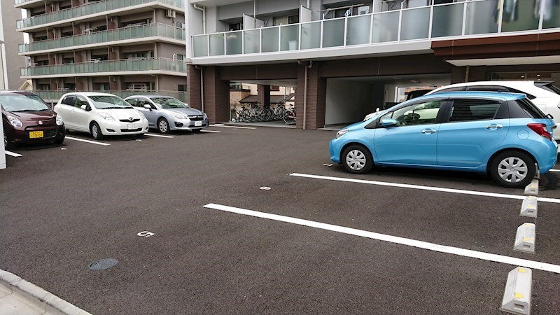 ＬａＳａｎｔｅ榴岡公園の物件外観写真