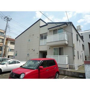 プリマベーラ上杉の物件外観写真