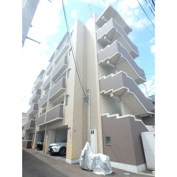 エルフ上杉の物件外観写真