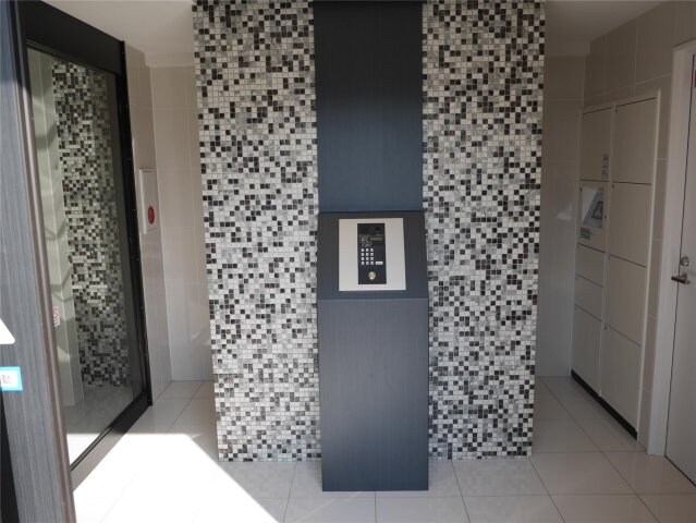 メルヴェーユ東八番丁の物件内観写真