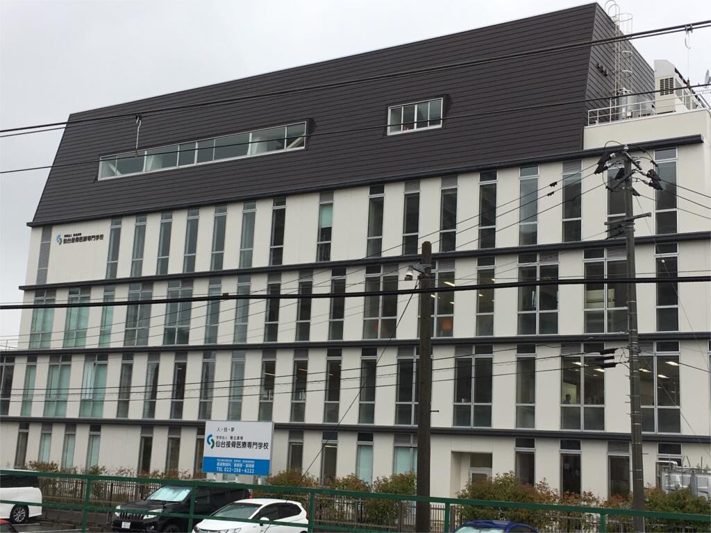 エスト・ハナセンの物件外観写真