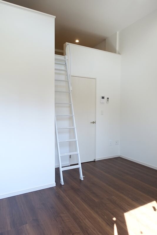 シャンテスクエア新田の物件内観写真