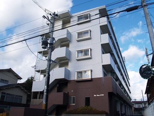 エルスタンザ子平町の物件外観写真