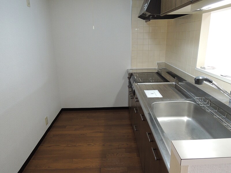 スカイコート上杉の物件内観写真