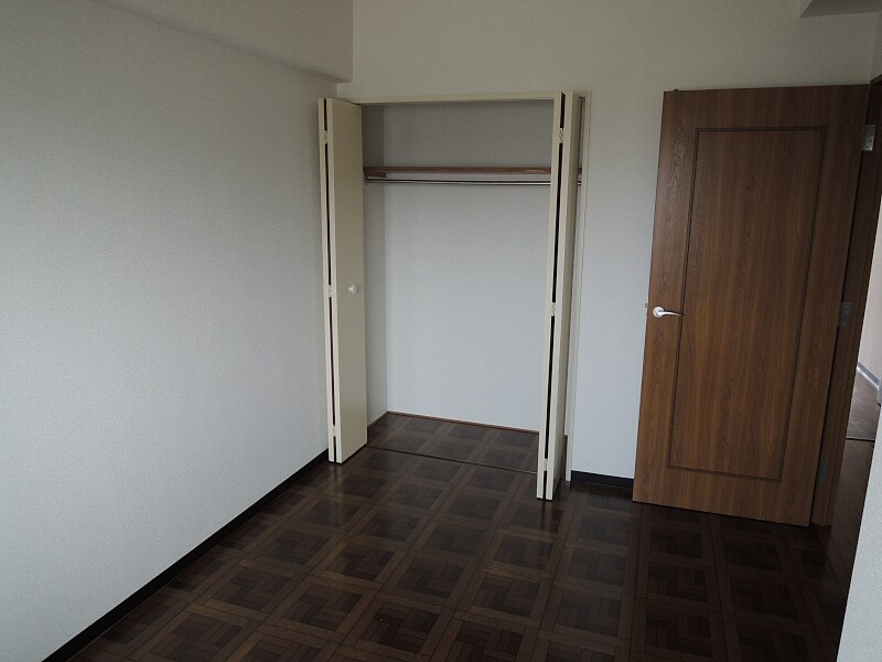 スカイコート上杉の物件内観写真