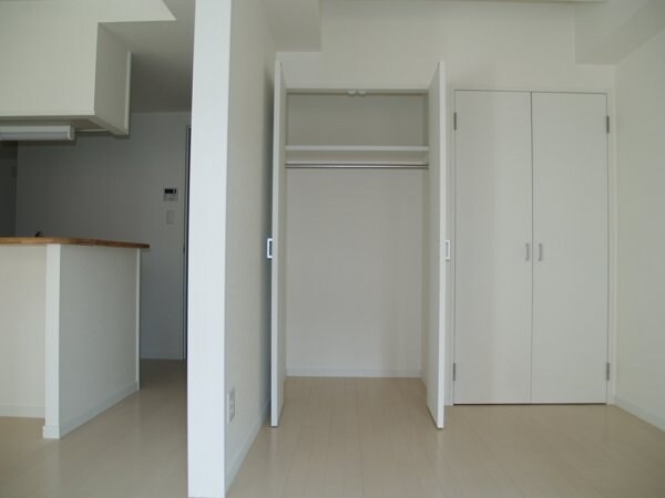 アルティザ仙台花京院の物件内観写真