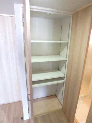 シュロスミーナ晩翠通の物件内観写真