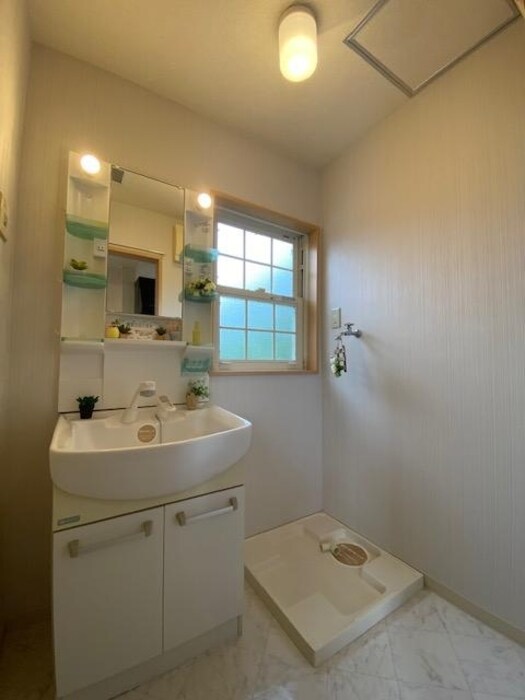 パセオプラシード上杉の物件内観写真