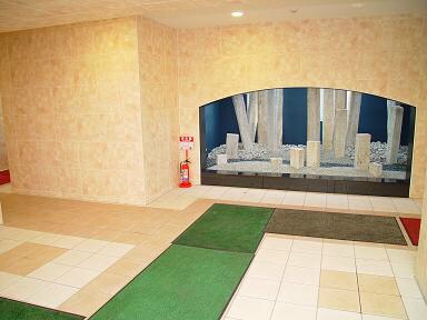 ベルシティ榴ヶ岡の物件外観写真