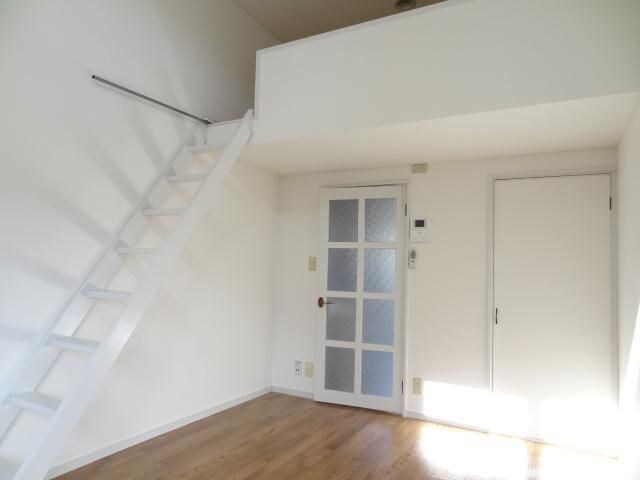 ロフティ富沢Ⅰの物件内観写真