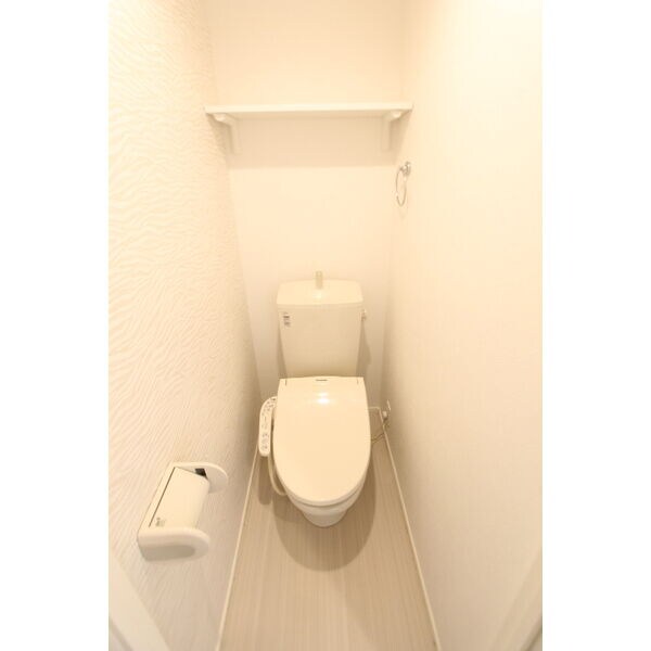 ポルコ　ロッソの物件内観写真