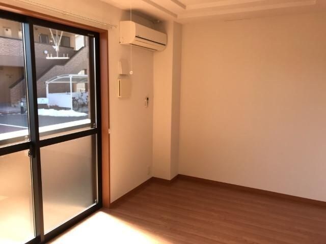 グランディール泰英１号館の物件内観写真