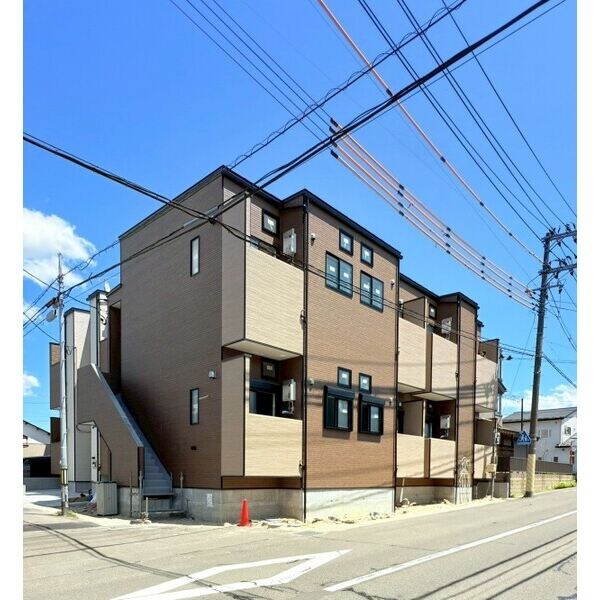 スカイトピア旭ヶ丘の物件外観写真