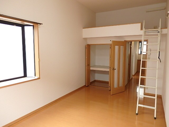 伊藤賃貸住宅　ＷＥＳＴの物件内観写真