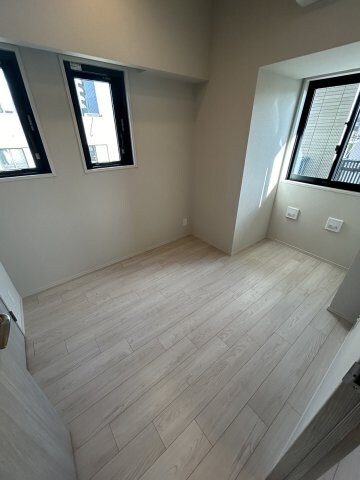 シーズンフラッツ青葉通一番町の物件内観写真