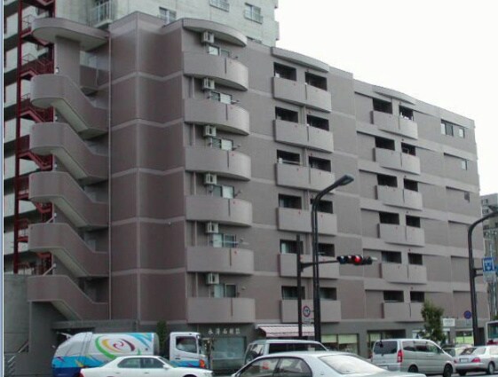 ラピス雨宮の物件外観写真