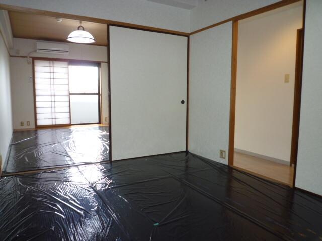 銀杏町レジデンスの物件内観写真