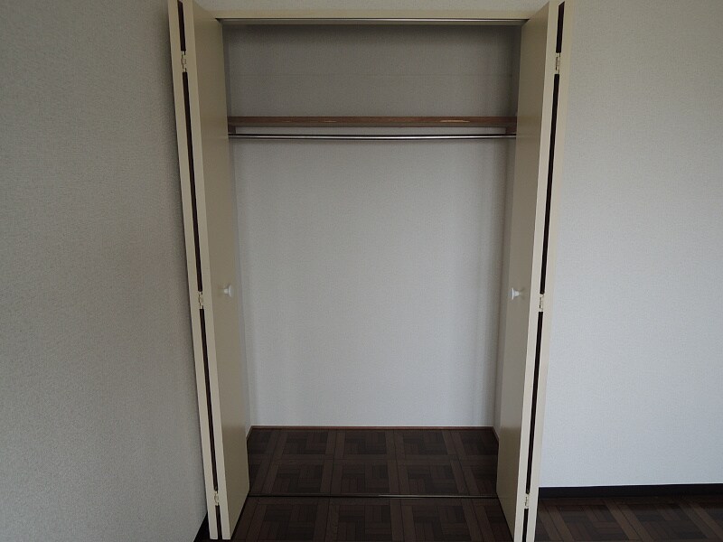 スカイコート上杉の物件内観写真