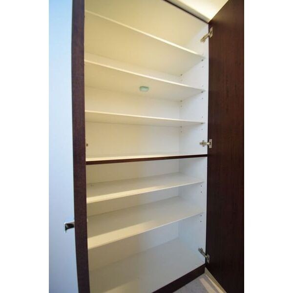 ヴィアーレ広瀬の物件内観写真