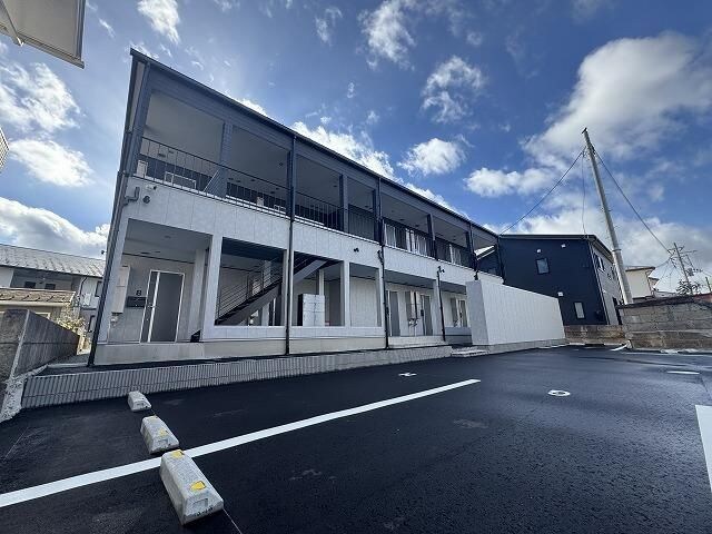 ジャスティスの物件外観写真