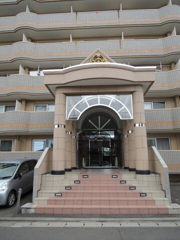 シャングリラ高松の物件外観写真