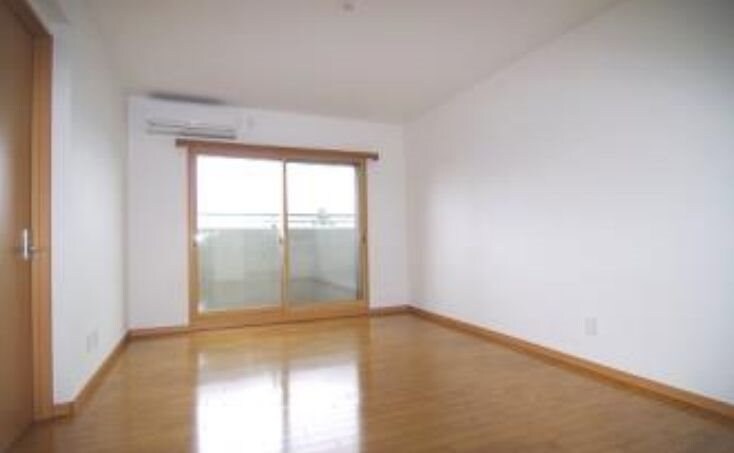 Villa Novの物件内観写真